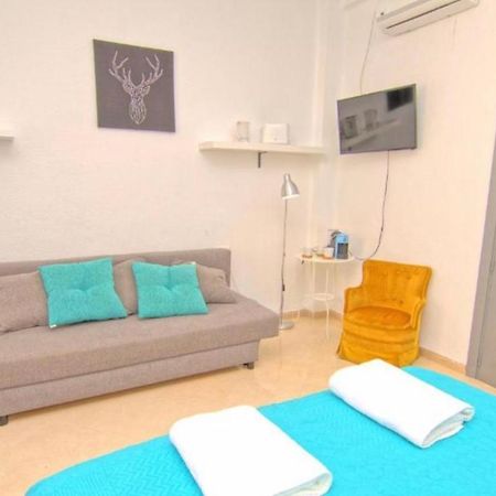 Guests House Mercado Malaga Apartment ภายนอก รูปภาพ
